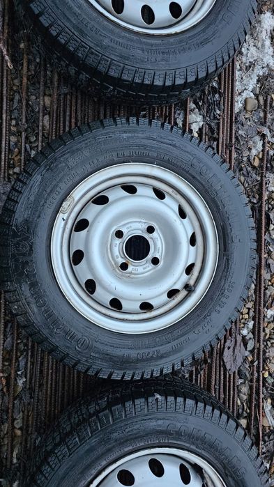 Roți 165 R 13 C *m+s Continental* complete  Platforma Rulota  Anvelope