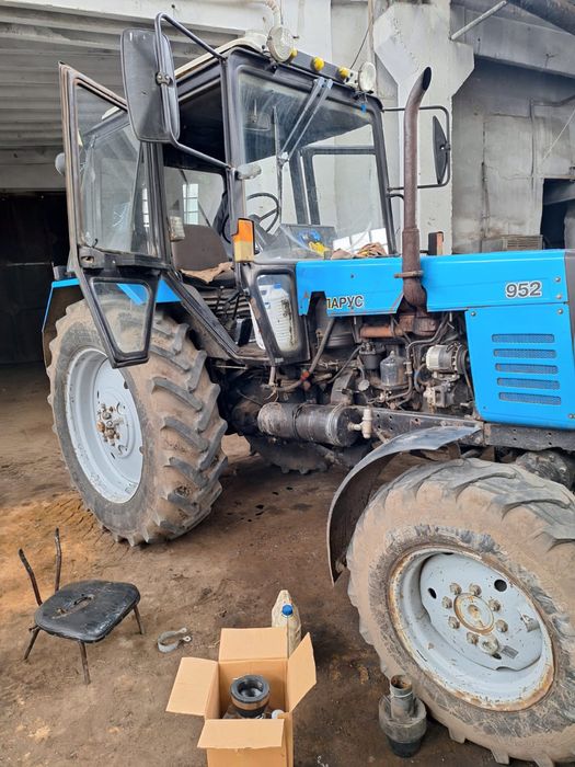 Трактор МТЗ 952