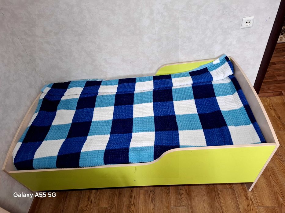 Продам Детский кровать