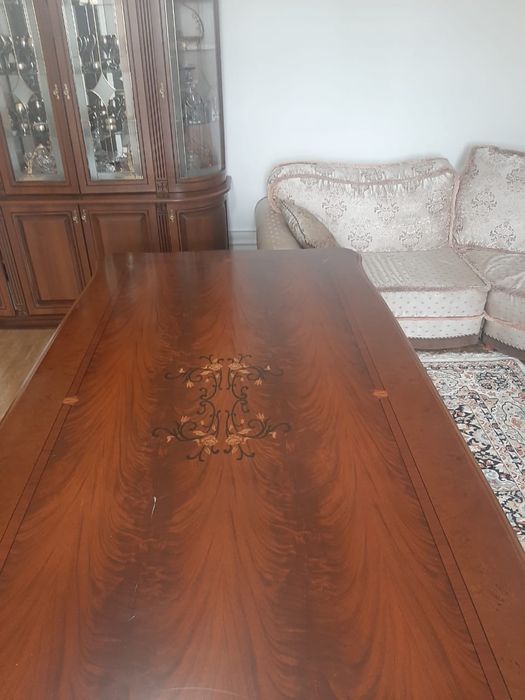 Продам стол