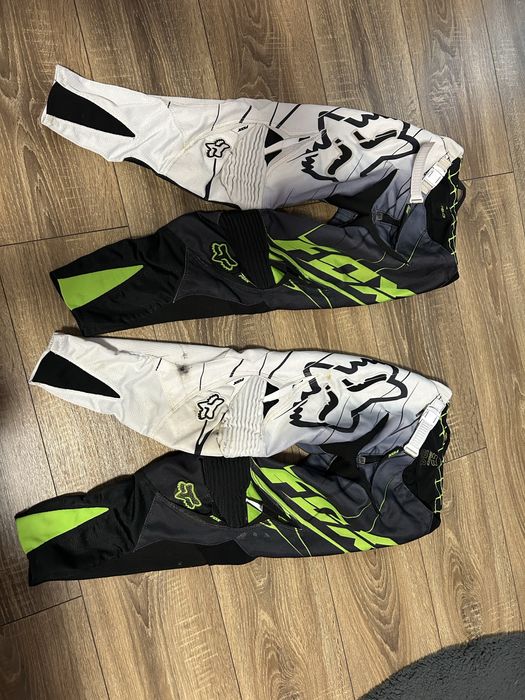 Долнище за мотокрос