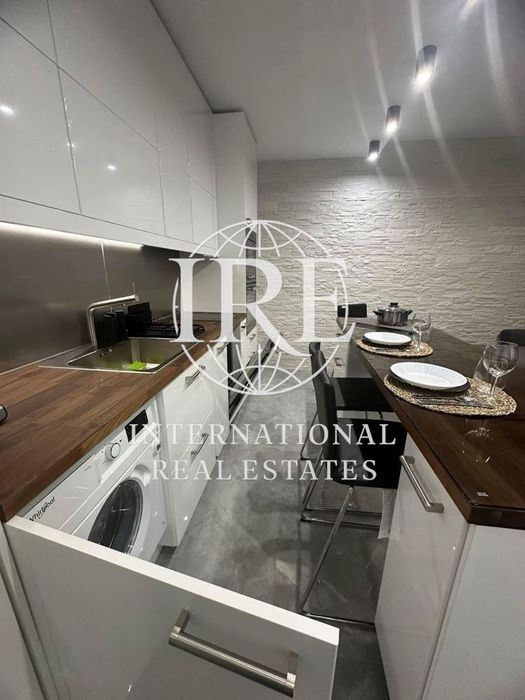 Продава се Двустаен апартамент в Варна, Аспарухово - 62 кв.м за 1193 €/кв.м - Снимка #4