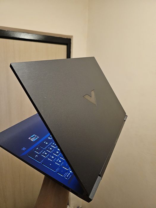 Игравой ноут HP victus RTX
