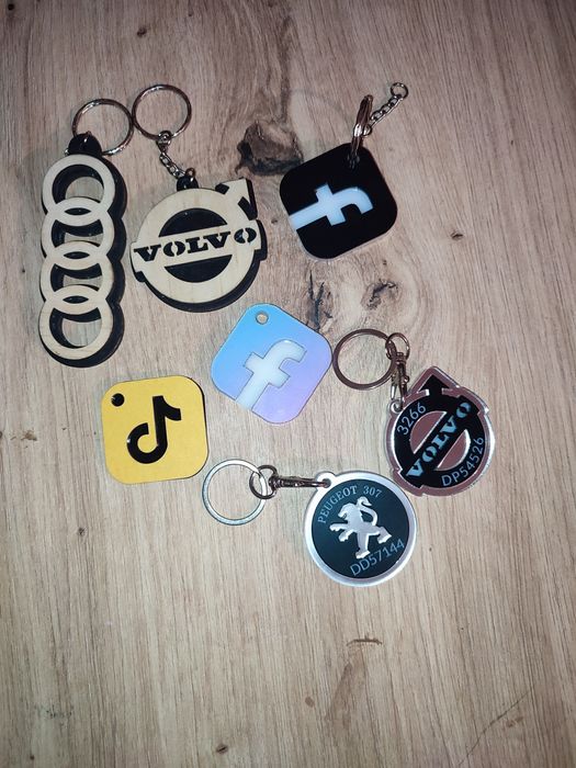 Breloc personalizat retele socializare fb insta masini nfc programabil