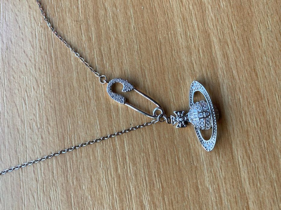 Vand Colier Necklace Vivvienne Westwood
