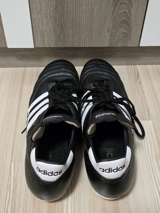 Футболни обувки adidas Copa Mundial. Без забележки.