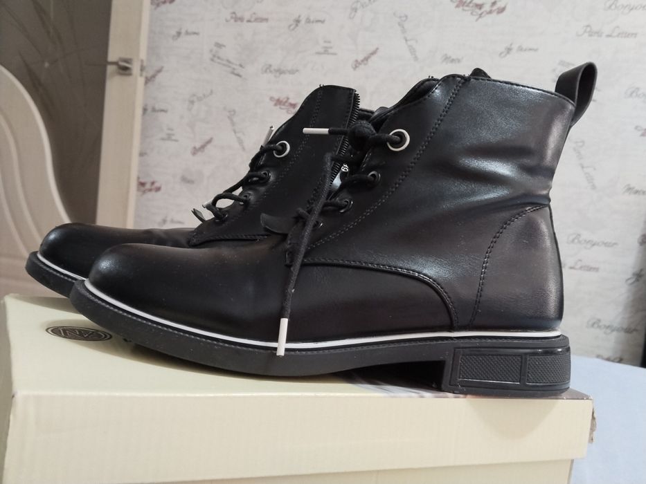 Полусапожки женские