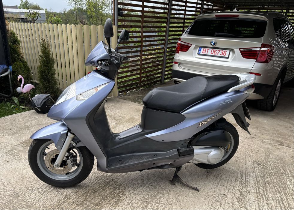 Scuter Honda Dylan 125