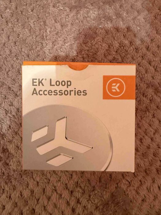 Pompa cu rezervor EK Water Blocks EK-Quantum Kinetic FLT 240