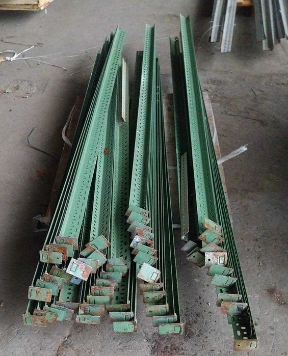 Rafturi metalice industriale rezistente – 80x100 / 90x90 cm