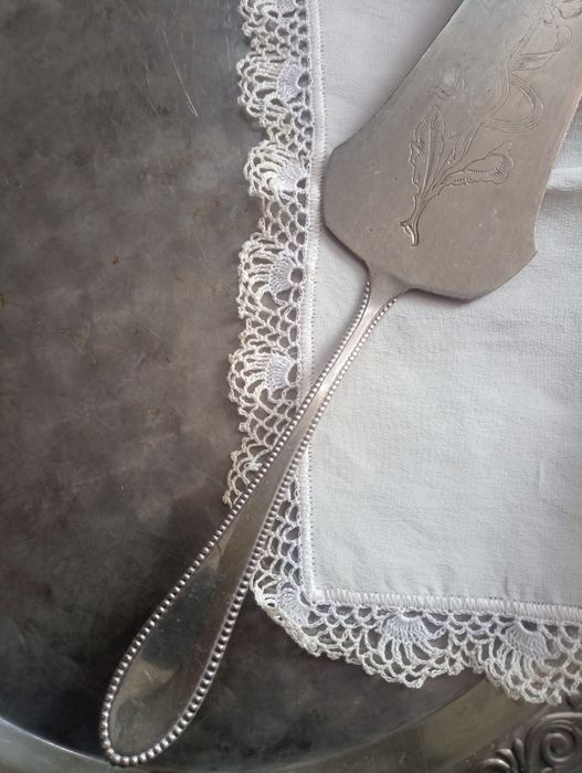 Прибори за сервиране