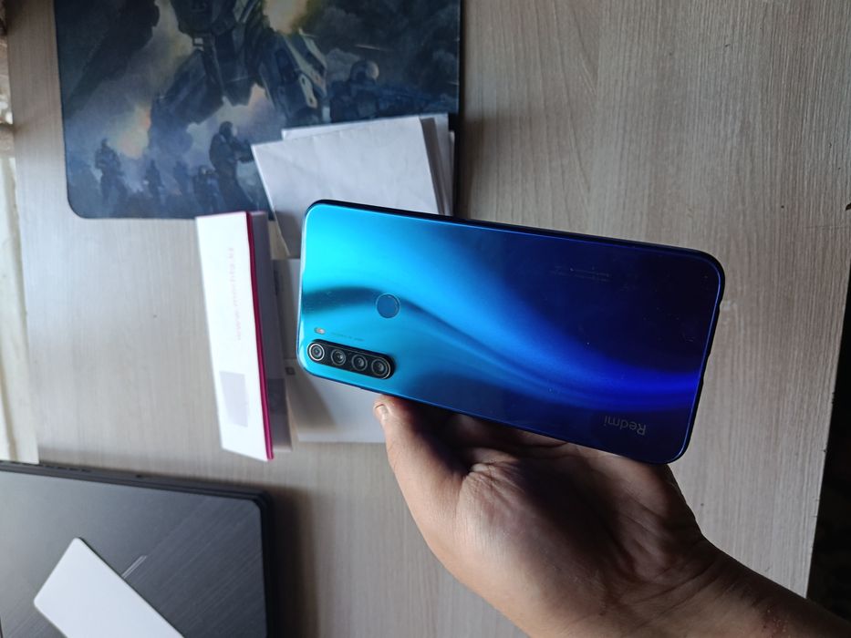 Продам Redmi Note 8, 4/64гб