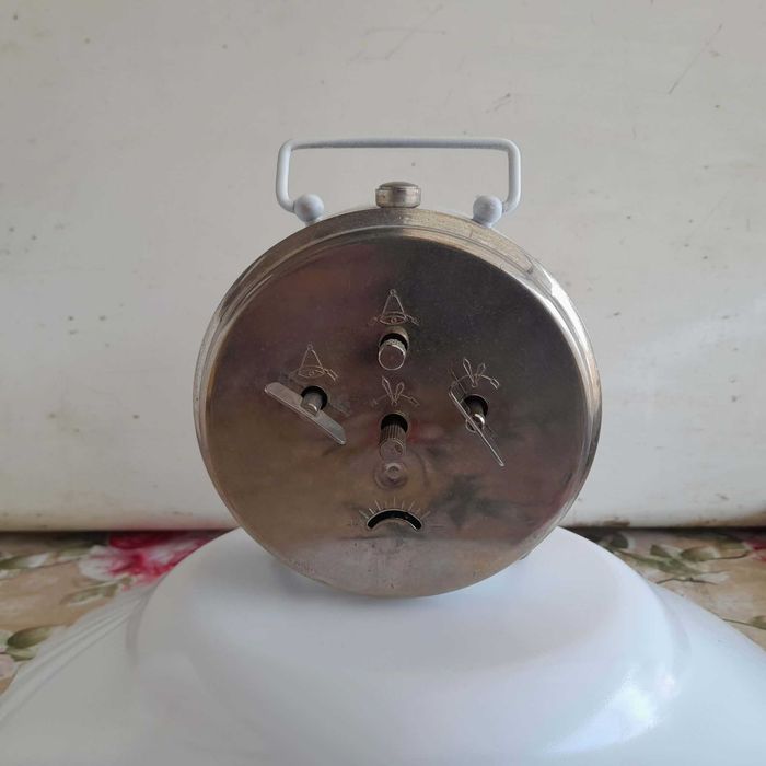 Ceas desteptator mecanic JNSA fabricat in fosta YUGOSLAVIA