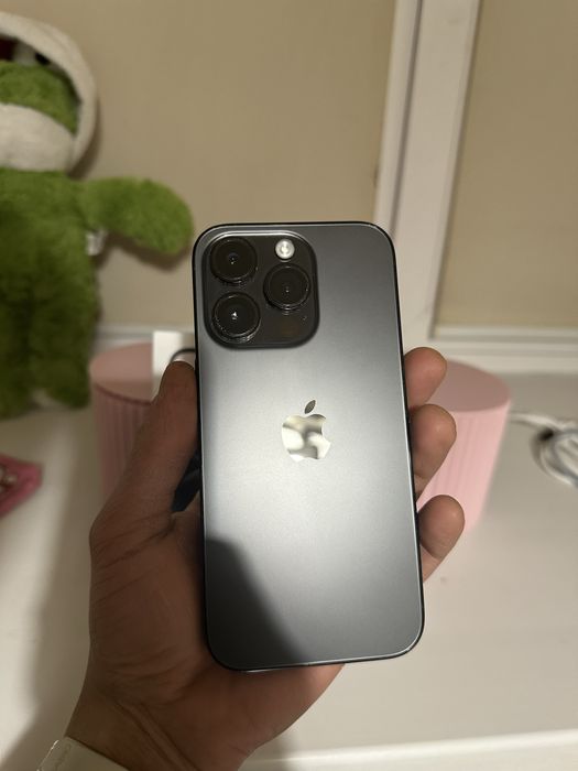 Айфон 14 про в отличном состоянии