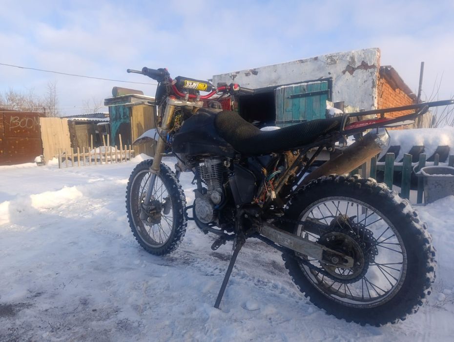 Продам мотоцикл 250куб
