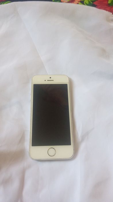 Iphone 5s сотилади