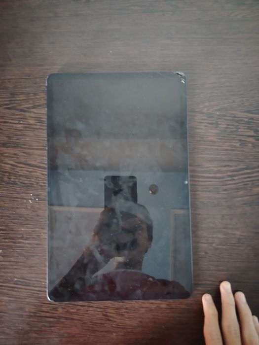 Продаю планшет HONOR Pad X9