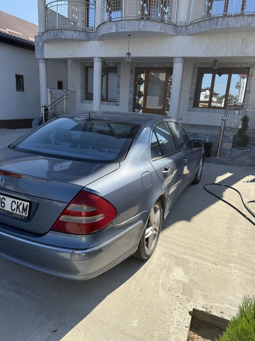 Mercedes Eclass e320 benzina