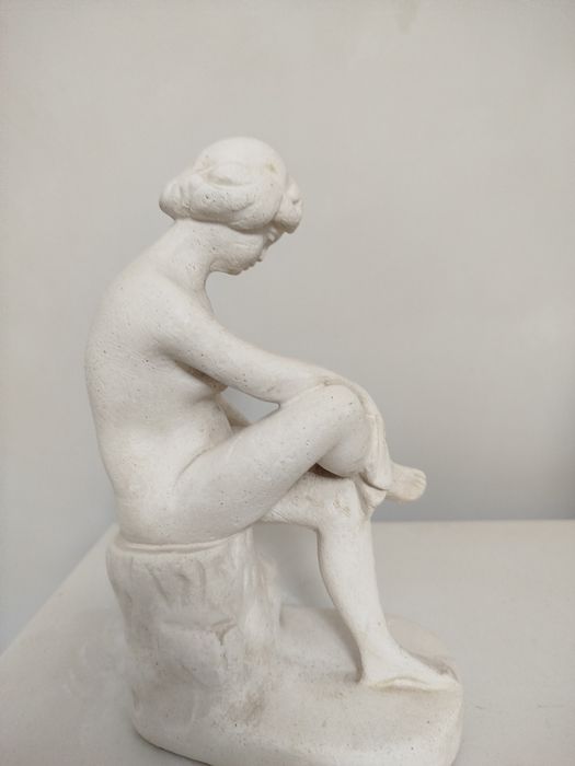 Продам статуэтку