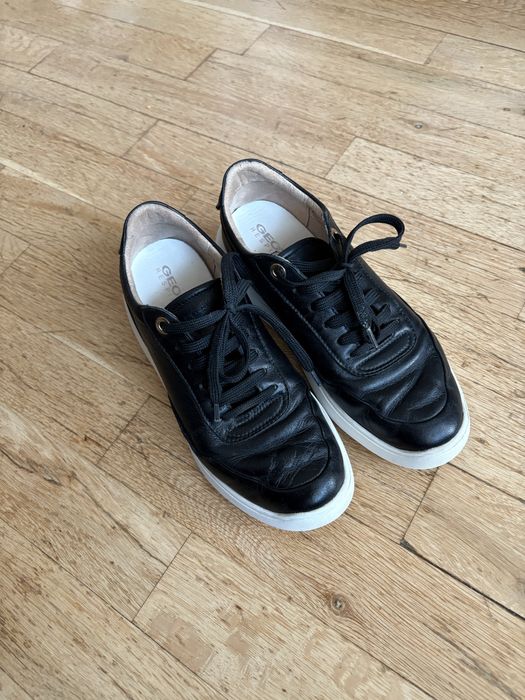 Кожени сникърски Geox, 35 номер