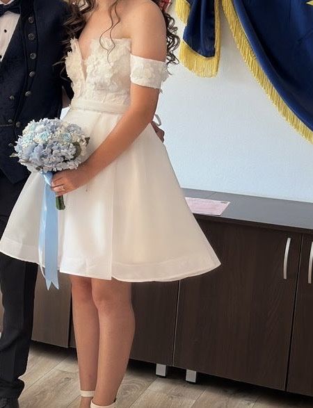 Rochie albă de cununie civilă
