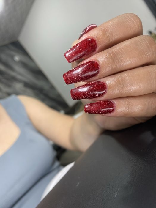 aksiya 50% manikyur pedikyur