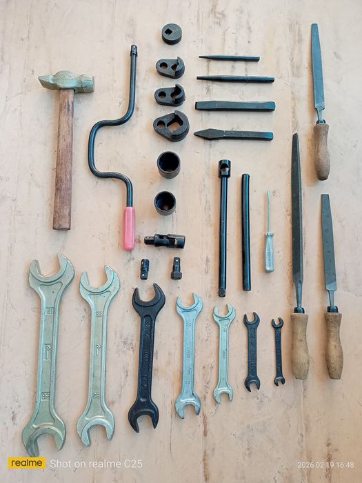 Инструменты слесарные.  СССР.