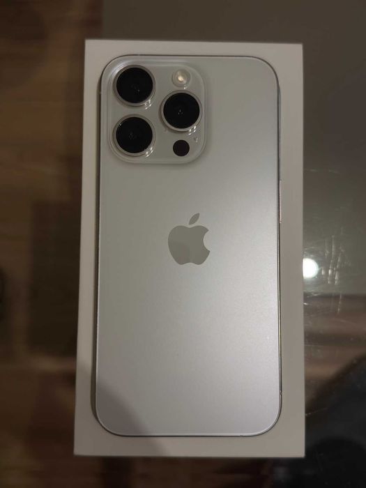 iPhone 15 Pro 128GB White Titanium!! Перфектен!!
