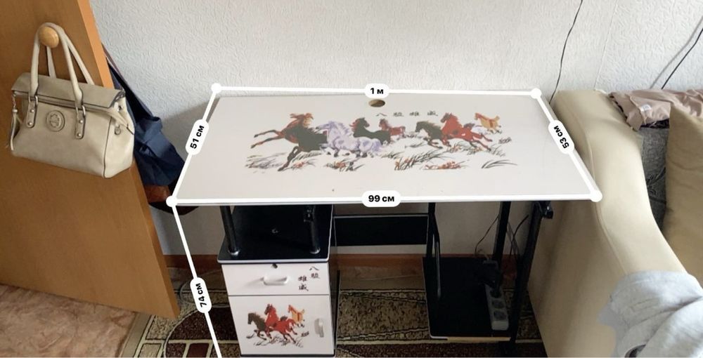 Продам стол