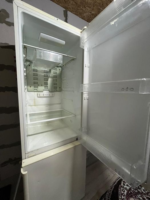 Продам Холодильник бу