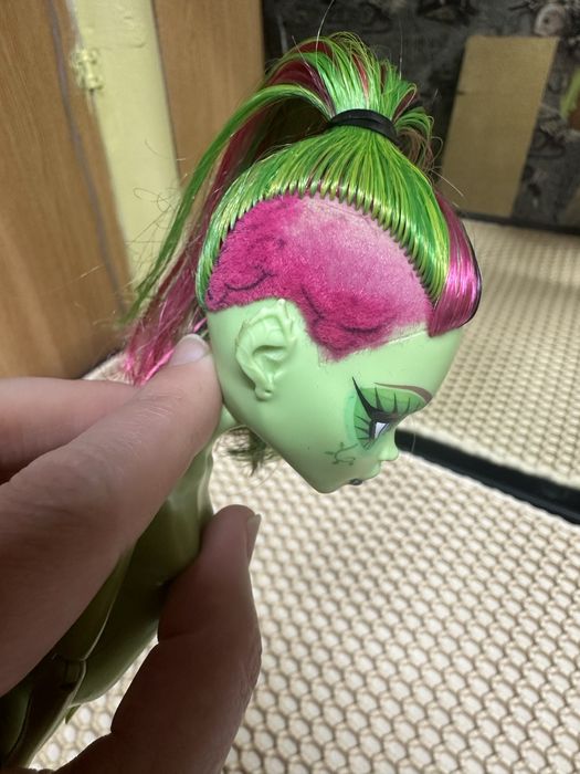 Продам куклу  монстр хай!