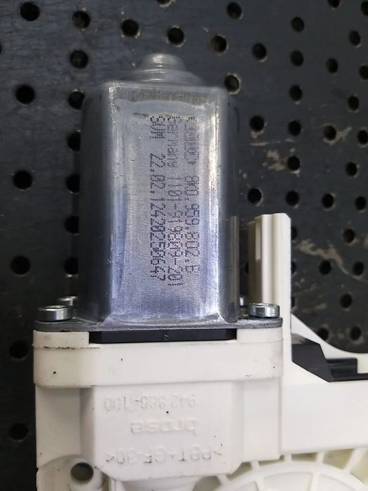 Macara geam electric dreapta fata audi q5 8r 8k0959802b