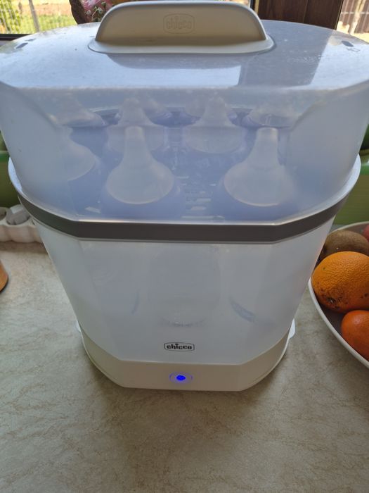 Sterilizator biberoane Chicco
