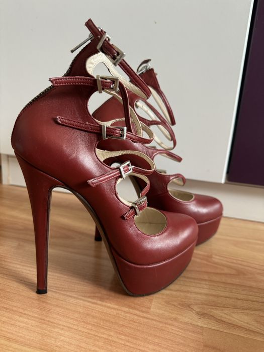 Оригинални обувки от ест.кожа на Dario Bruni рр36- 40€