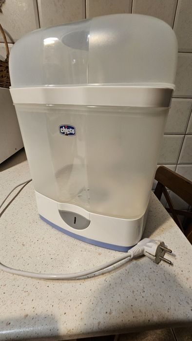 Sterilizator biberoane Chicco