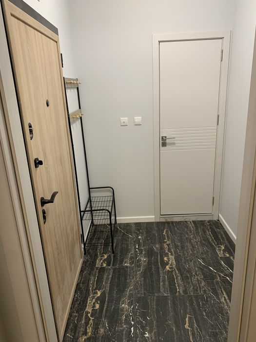 Двустаен апартамент Гребна База под наем