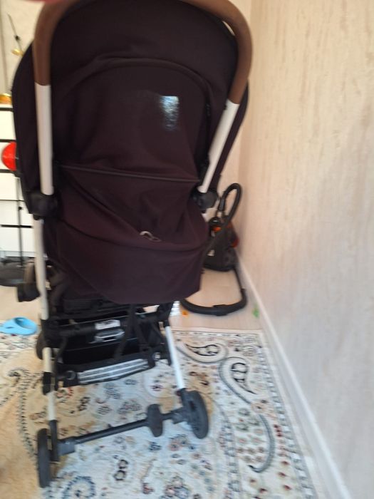 Продам коляска bumbleride