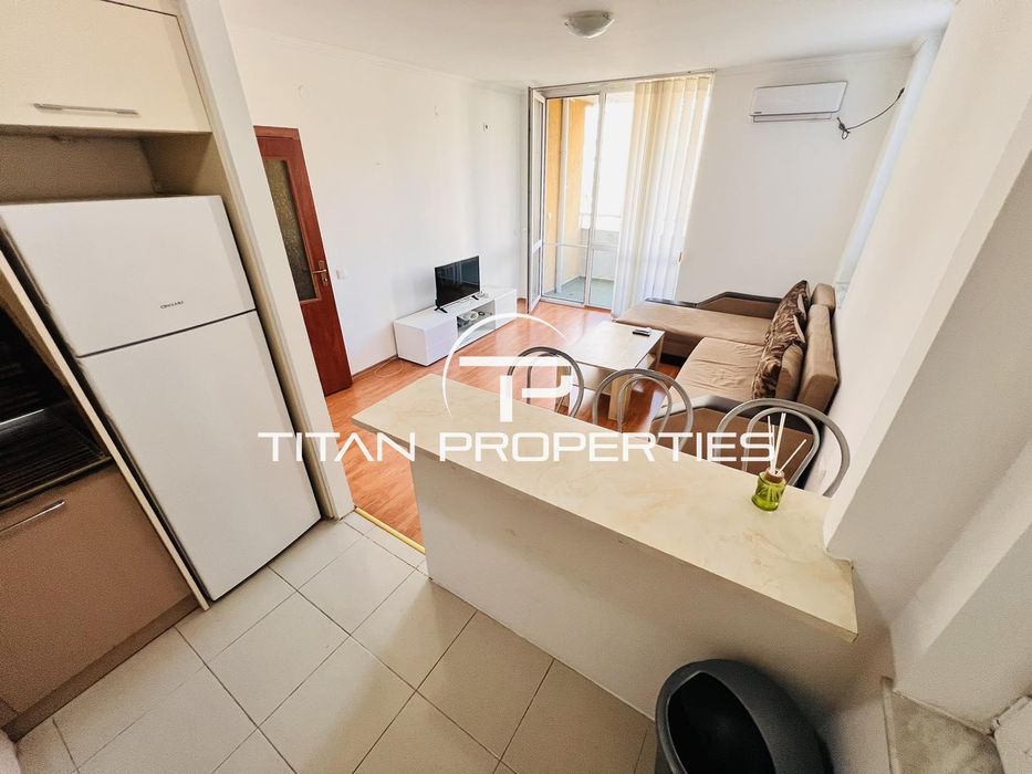 Дава се под наем Двустаен апартамент в Бургас, Славейков - 65 кв.м за 408 € - Снимка #2