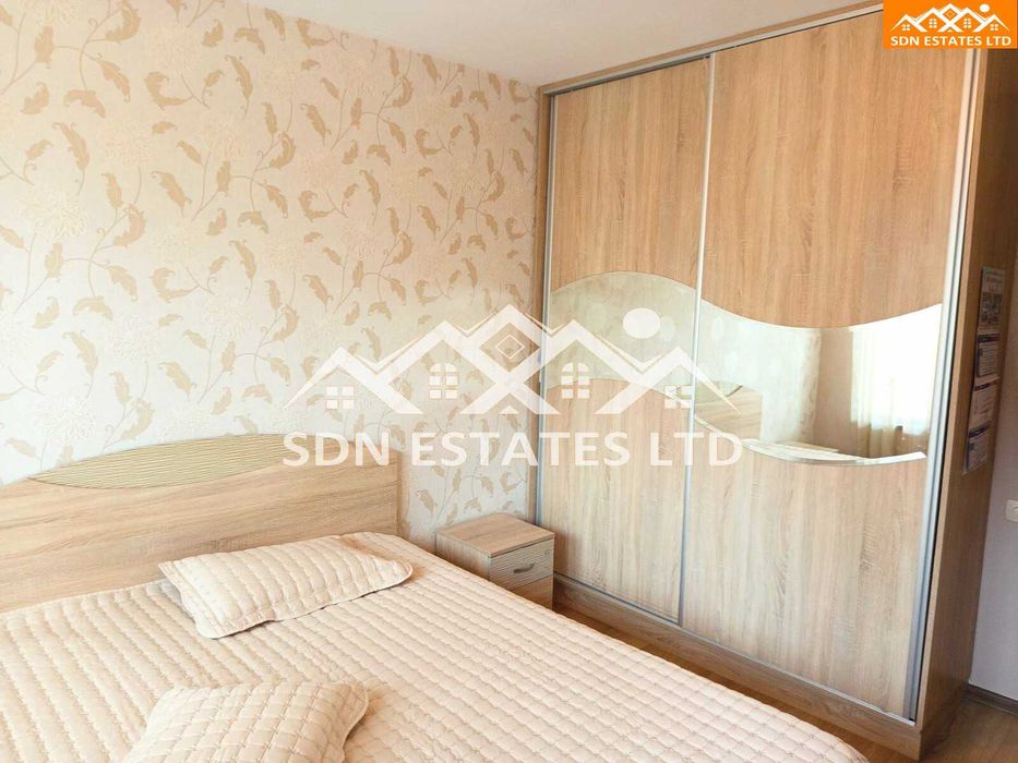 Продава напълно обзаведен двустаен апартамент в района на Стадиона