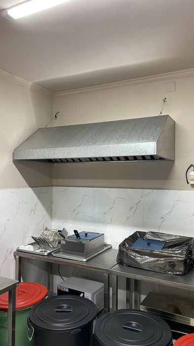 Вытижной зонт мантаж