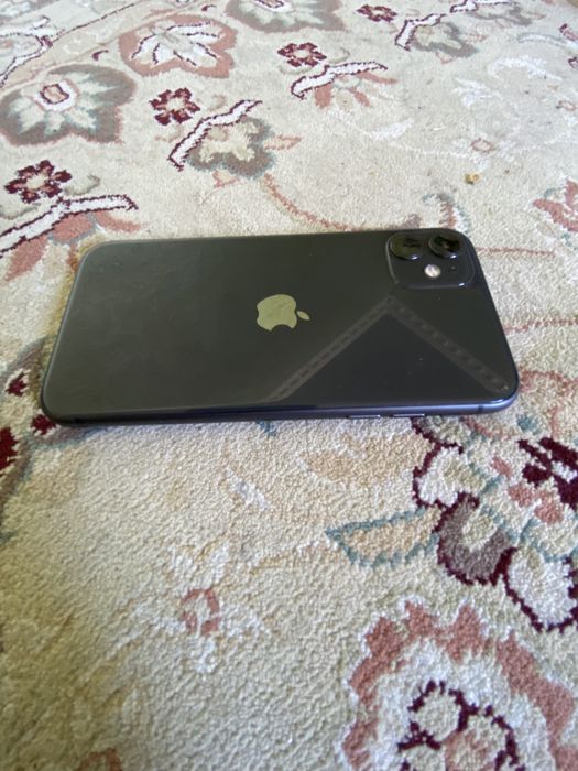 Айфон 11 64/69ем