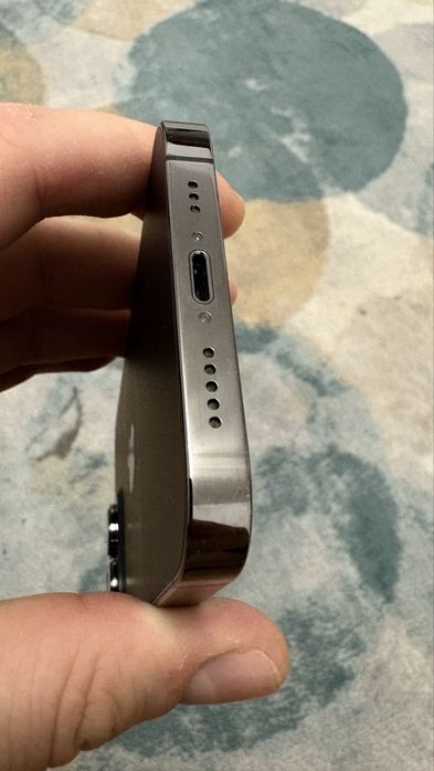 Vand iPhone 13 Pro ca NOU. Neverlock. Schimb cu samsung s24/s25