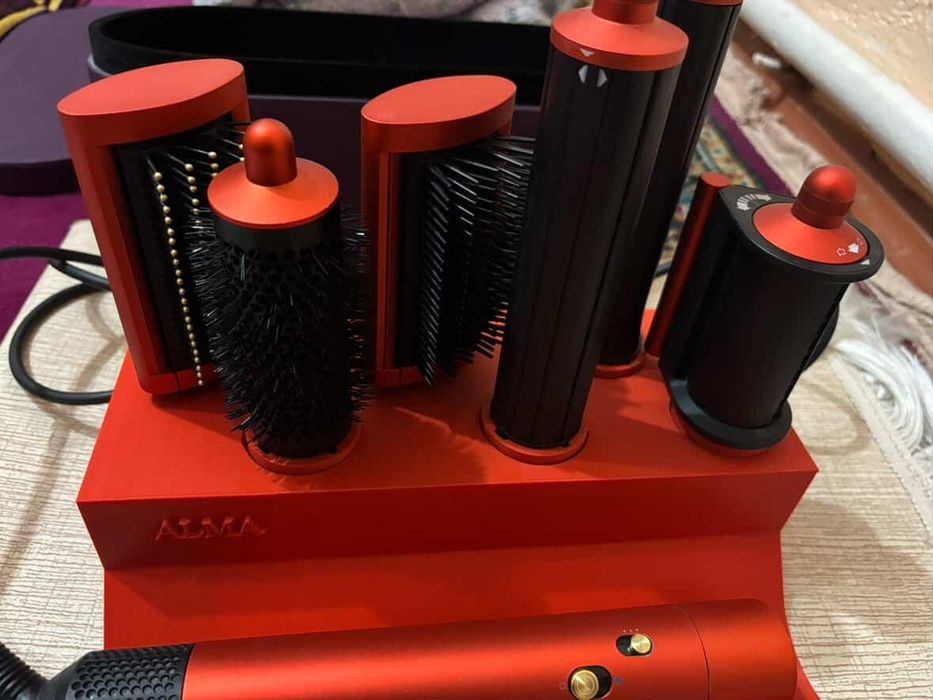 Дайсон оригинал  продам