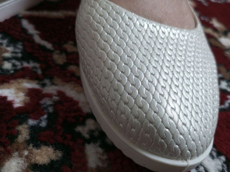 Балетка сотилади