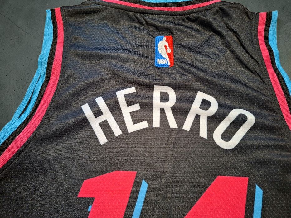Баскетболен потник на Тайлър Херо#Маями Хийт#нов модел!!!