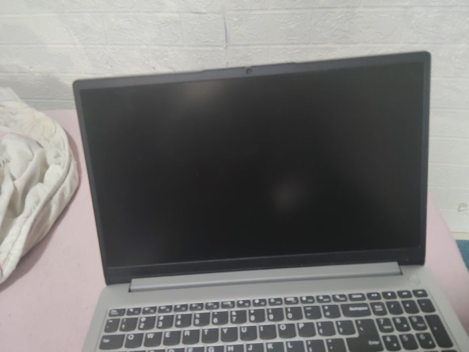 Laptop lenovo  o