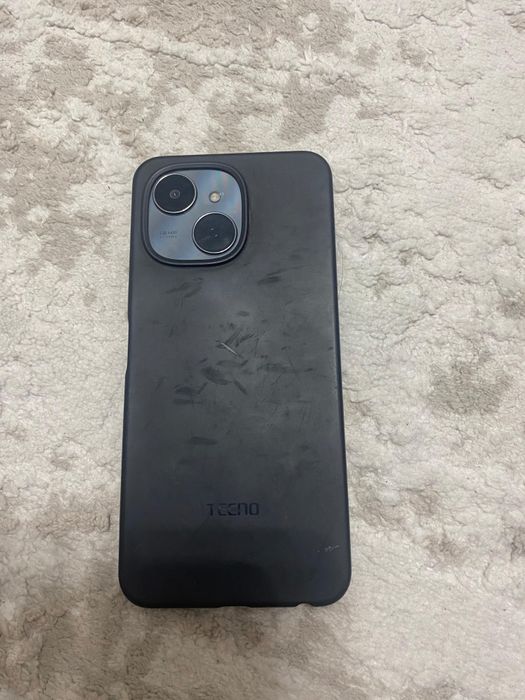 Tecno spark 40C.