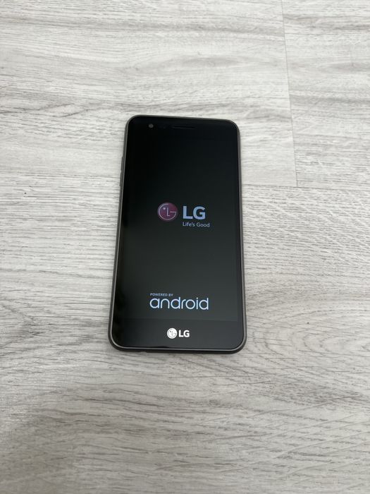 Telefon LG 250 e tipla