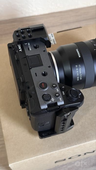 Sony Fx30 и Объектив Tamron 17-70 в идеальном состоянии