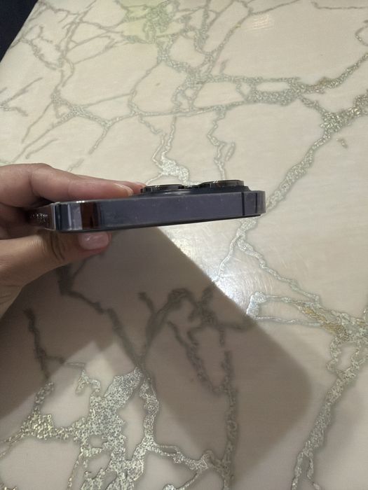 Продам Iphone 14 pro